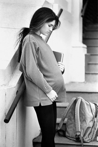 Adolescente embarazada: Problemas de salud, familiares y psicológicos