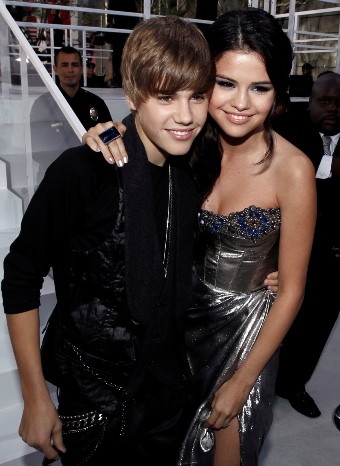 Selena G mez y Justin Bieber en los preios MTV