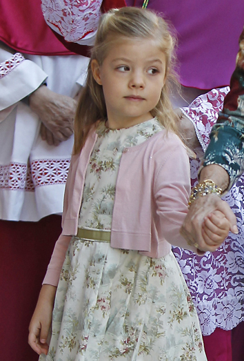 La infanta Sofía pasa sola su cumpleaños. Letizia en la coronación de Máxima Zorreguieta
