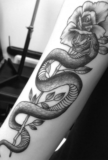 Resultado de imagen para serpiente tatuaje